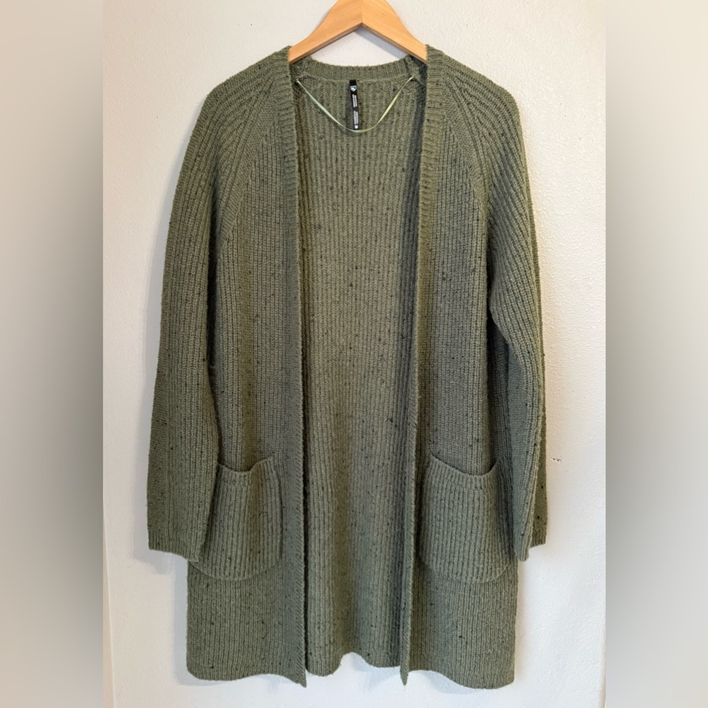 Kühl Merino Wool Green Long Cardigan Women’s Size Medium Pockets Long Sleeve